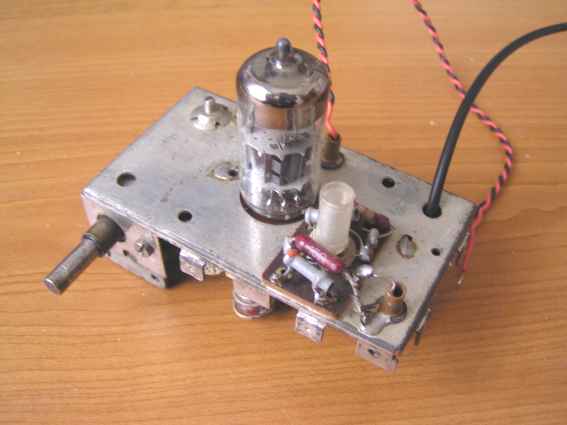 Tuner pogled zgoraj