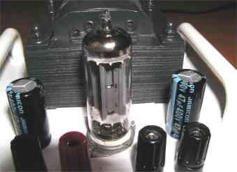 EZ80 in kondenzatorji